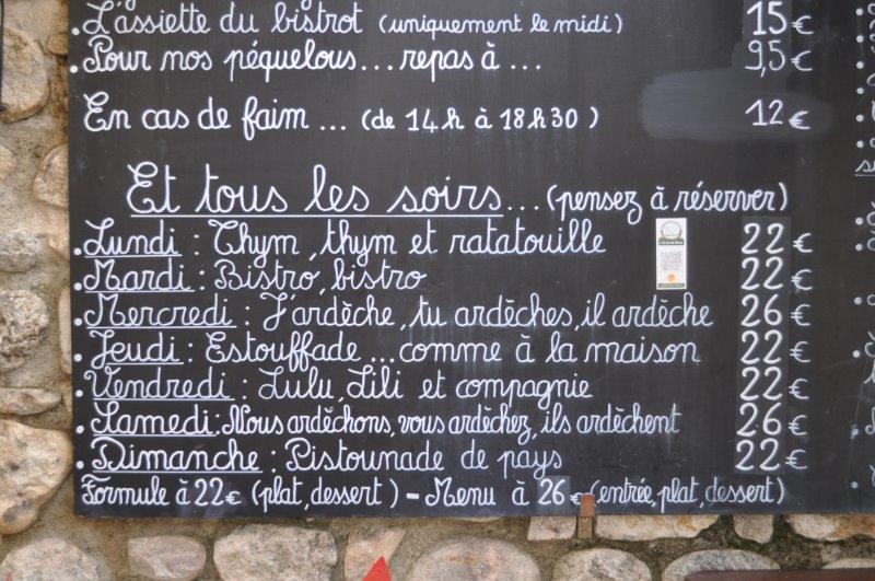 17.06.27.332.au mur d'un bistrot